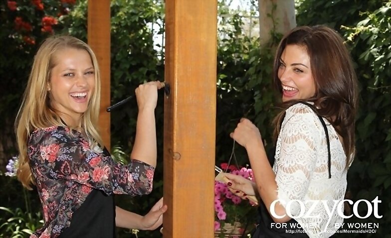 Phoebe Tonkin - Bing Summer of Doing Kickoff in LA