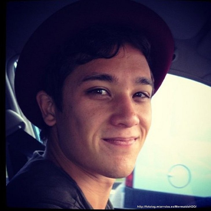 Chai Romruen interpreta Zac en Mako Mermaids