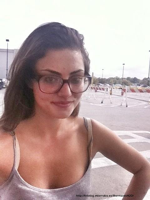 Phoebe Tonkin