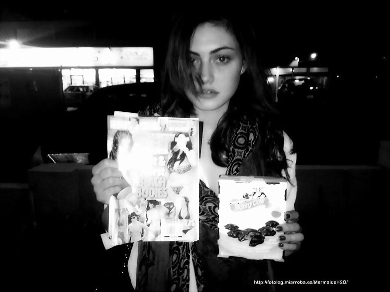 Phoebe Tonkin