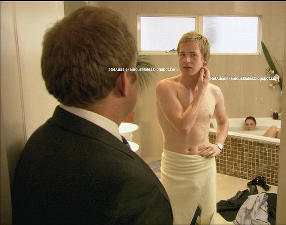 Angus McLaren en una serie