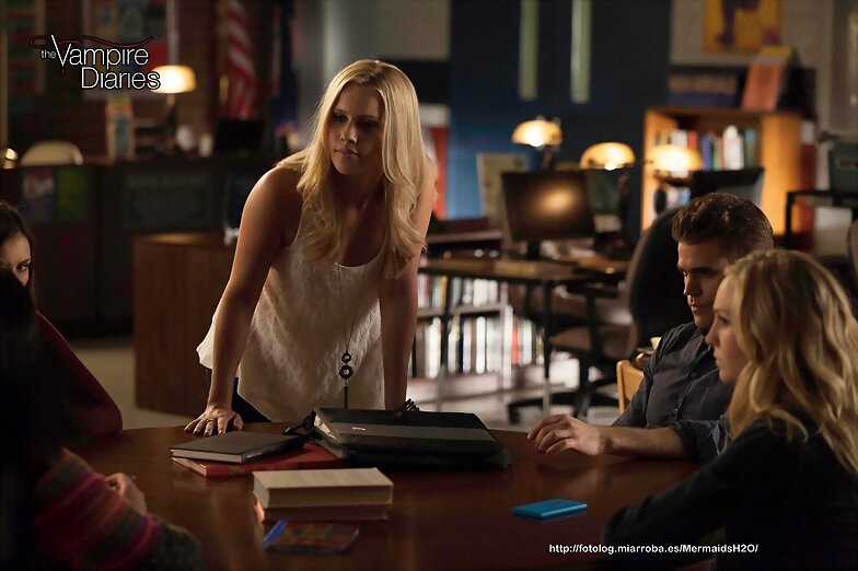 Crónicas Vampíricas 4×10 After School Special