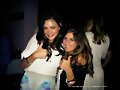 Phoebe Tonkin con una fan