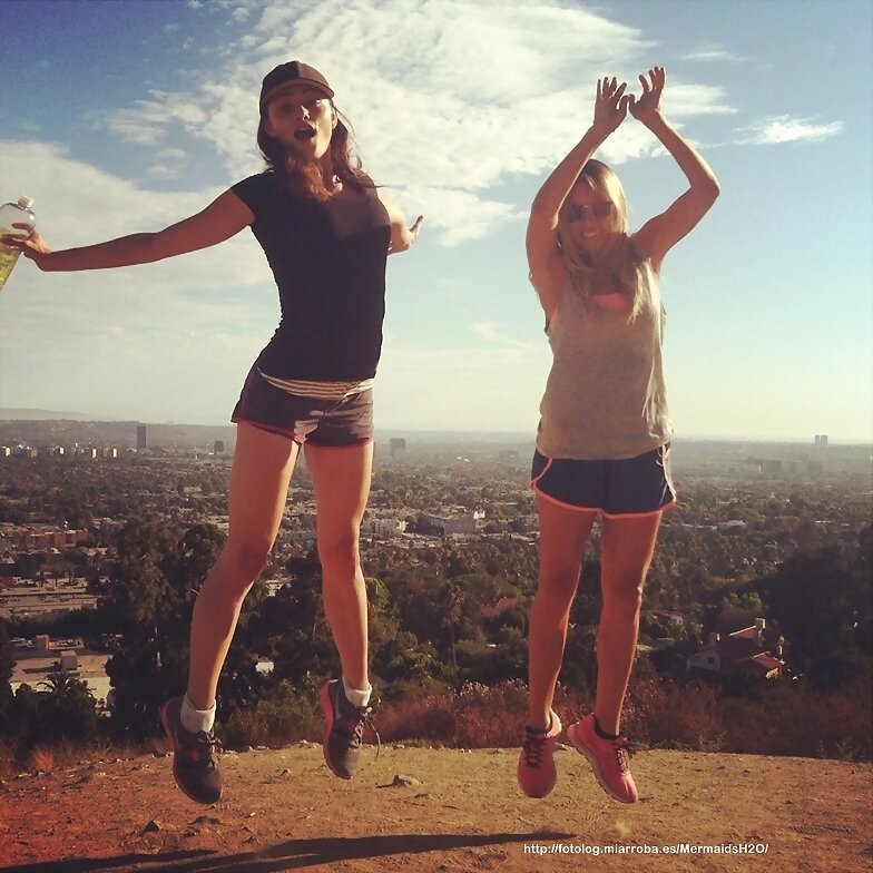 Entrevista Phoebe Tonkin de YourZenLife.com
