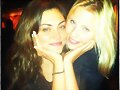 Phoebe Tonkin y Claire Holt &#039;best friends&#039;
