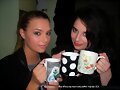 Indiana Evans con su best friend Brooke Callaghan