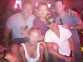 Claire Holt con amigos