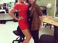 Cleo Massey con una amiga