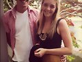 Cleo Massey con su novio Luke Dempsey-Ceh