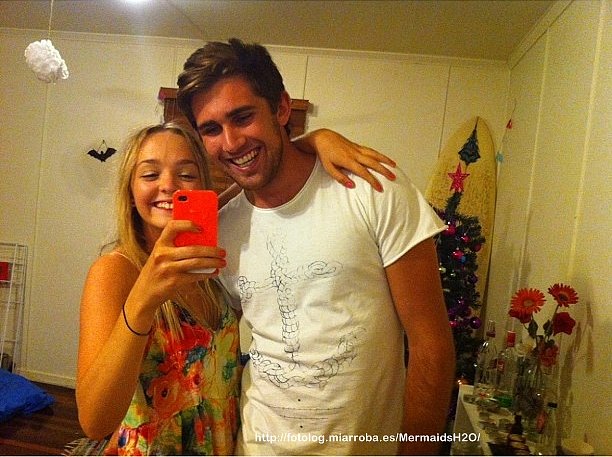 Cleo Massey con su novio Luke Dempsey-Ceh