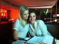 Phoebe Tonkin con su hermana Abby Tonkin