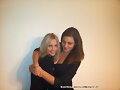 Claire Holt y Phoebe Tonkin