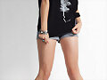 Phoebe Tonkin modelo