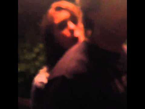 Video de Claire en la fiesta de cumple Paul Wesley