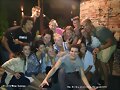 Claire y Phoebe en la fiesta cumple de Paul Wesley