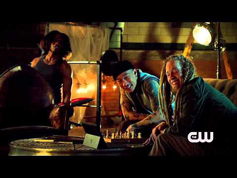 The Tomorrow People: Luke Mitchell Interview