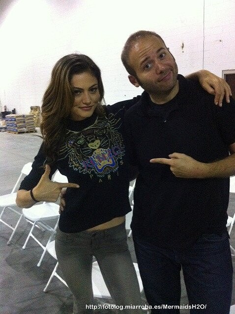 Phoebe Tonkin en el set de The Originals