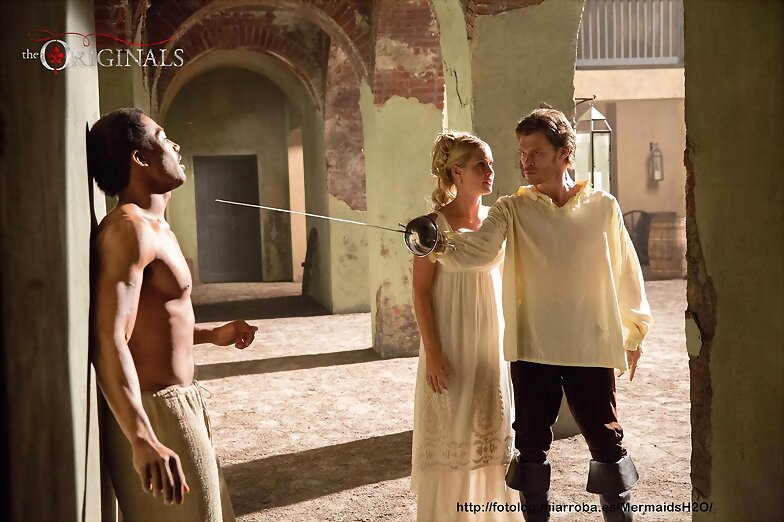The Originals 1x02House of The Rising Son SINOPSIS