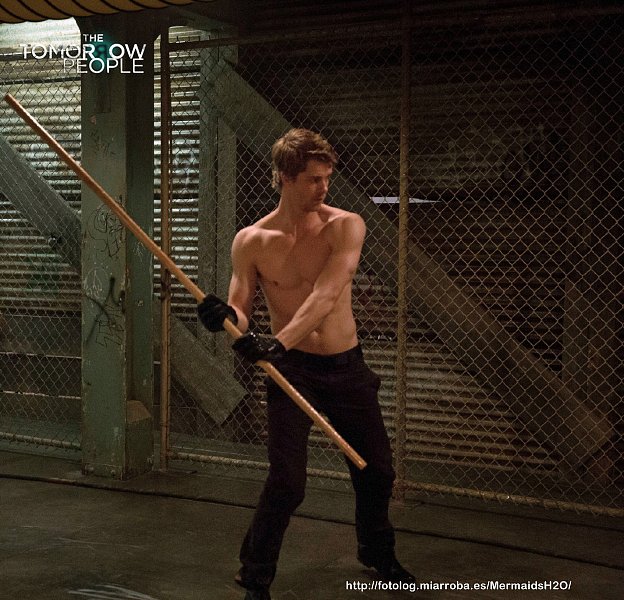 The Tomorrow People 1x02 'In Too Deap' | SINOPSIS