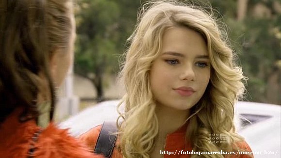 Indiana Evans en la serie Cops L.A.C