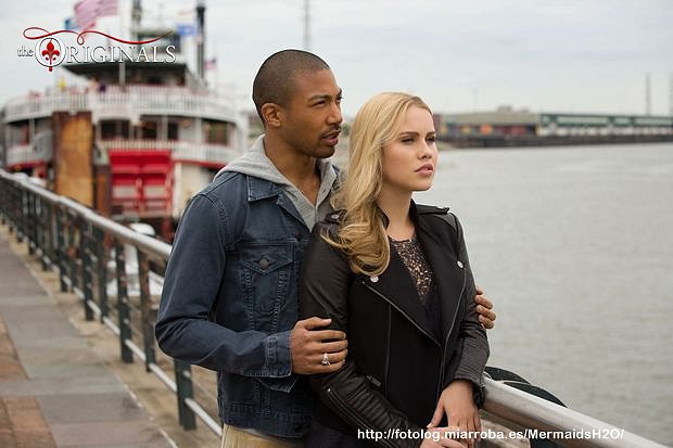 Claire en The Originals -1x08 The River in Reverse