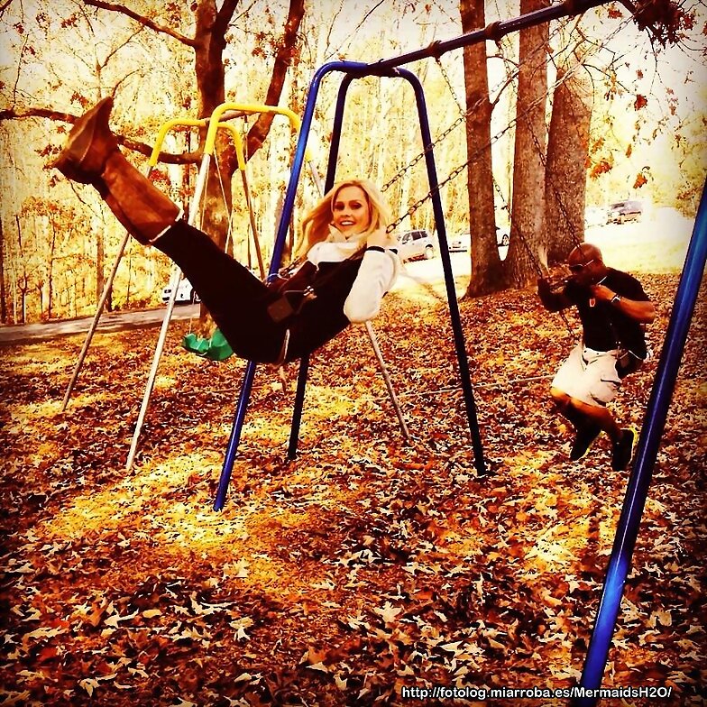 Claire Holt en el set de The Vampire Diaries T4