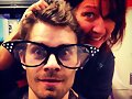 BTS Luke Mitchell en el set de The Tomorrow People