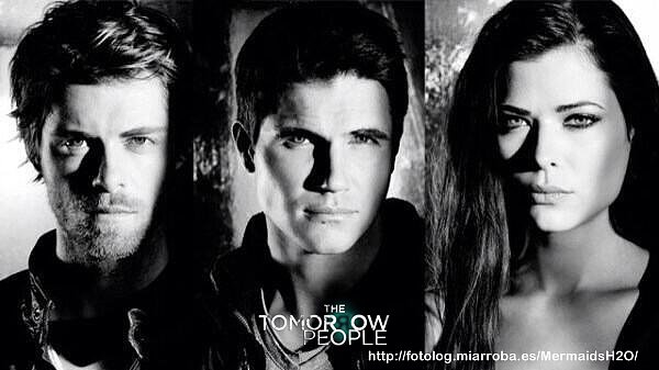 Foto promot Luke Mitchell en The Tomorrow People