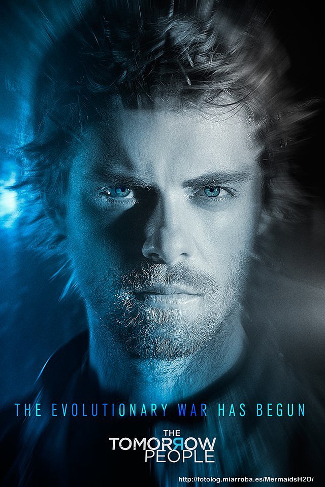 Foto promot Luke Mitchell en The Tomorrow People