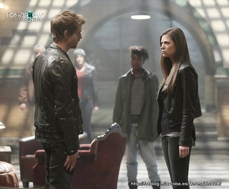 The Tomorrow People 1x13Things Fall Apart SINOPSIS