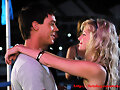 Zane y Rikki enamorados