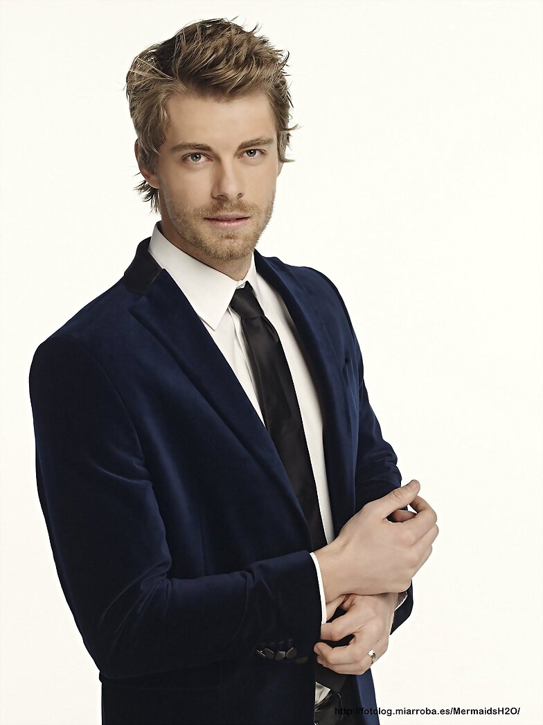 Promocional Luke Mitchell para The Tomorrow People