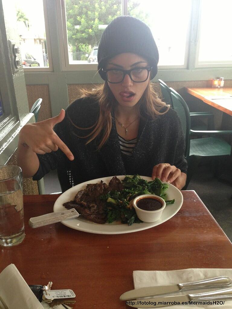 Phoebe Tonkin