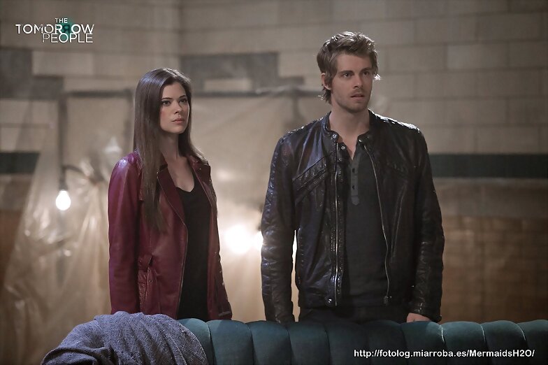 The Tomorrow People 1x15 Enemy of My Enemy SINOPSI