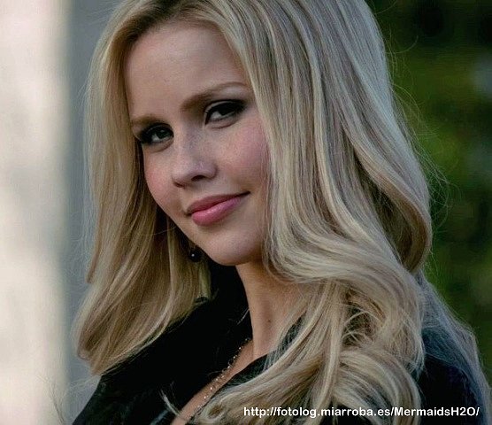 Claire Holt abandona The Originals