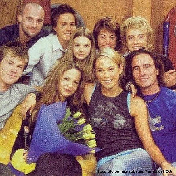 Indiana Evans jovencita con el cast Home And Away