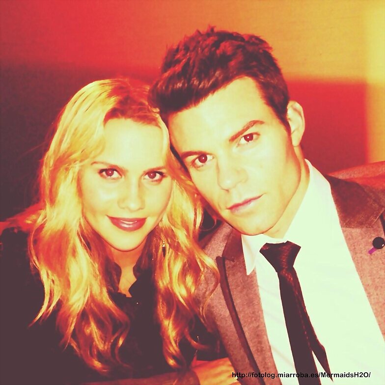Claire Holt y Daniel Gillies en The Originals