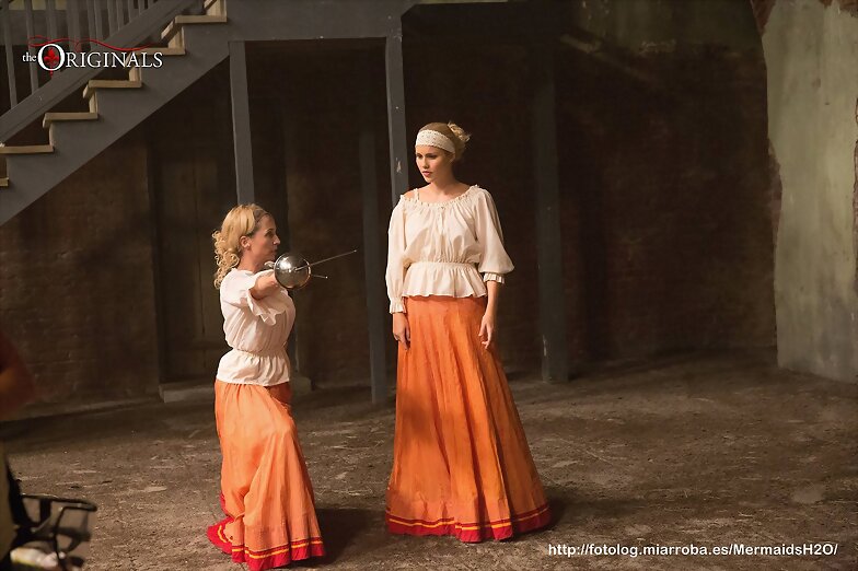 BTS de Claire Holt en The Originals (1x02)