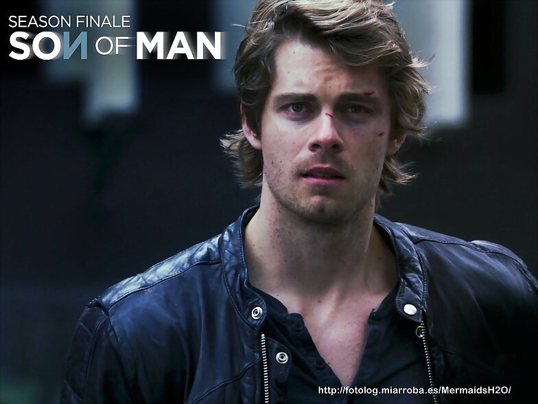 Luke Mitchell en la serie The Tomorrow People