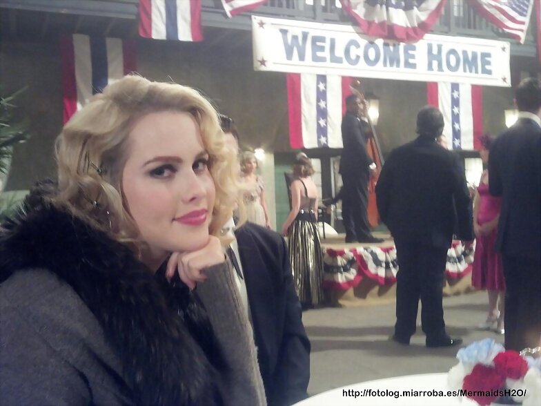 Behind the scenes Claire Holt en The Originals