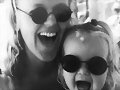Cleo Massey de peque&ntilde;a con su madre Anna