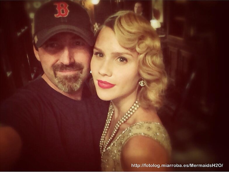 Behind the scenes Claire Holt en The Originals