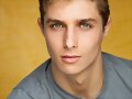 Mako Mermaids: Alex Cubis como Erik
