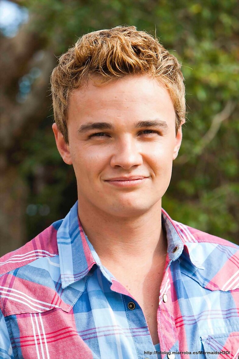 Dominic Deutscher (Cam) en Mako Mermaids