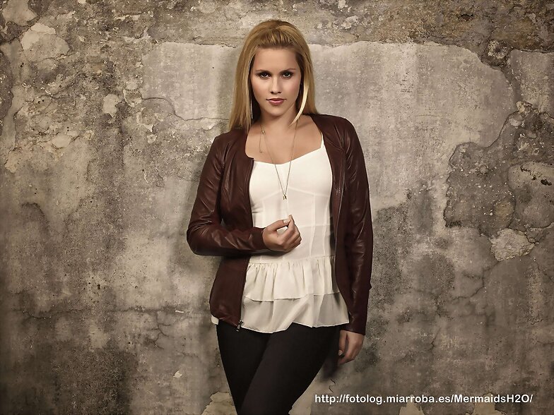 Claire Holt como Rebekah en The Originals