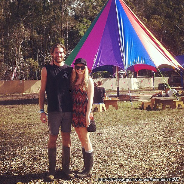 Cleo Massey con su novio Luke Dempsey-Ceh