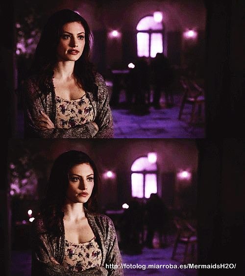 Phoebe Tonkin en el episodio 1x12 de The Originals