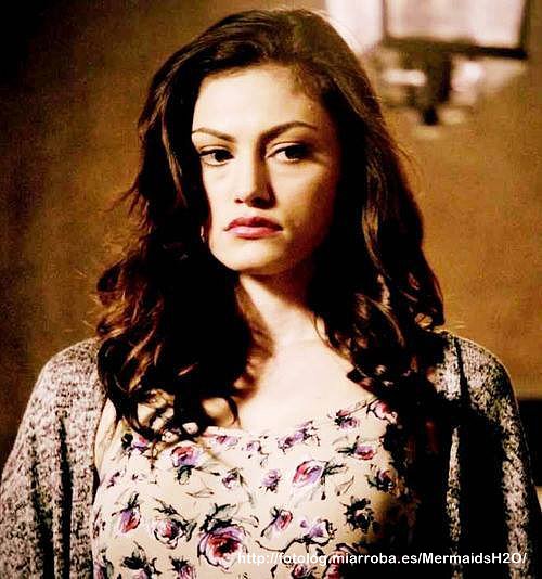 Phoebe Tonkin en el episodio 1x12 de The Originals