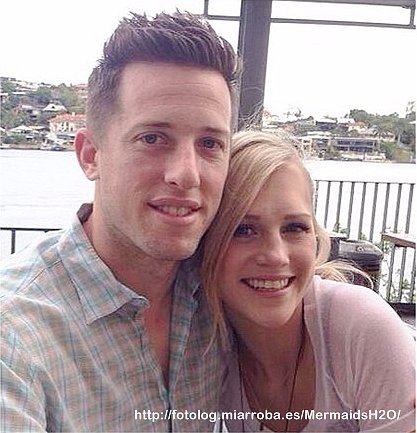 La hermana Madeline y novio de Claire Holt