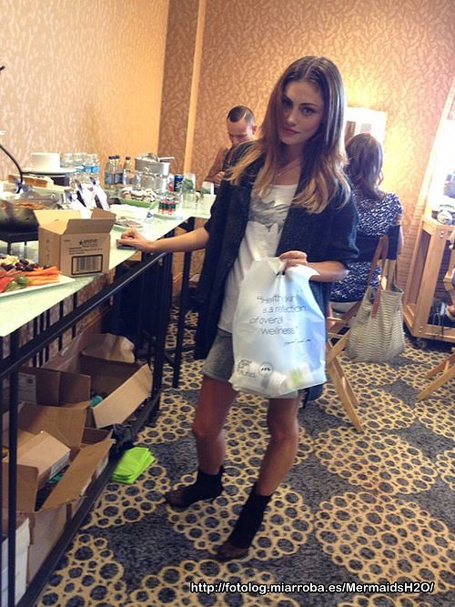 Phoebe Tonkin